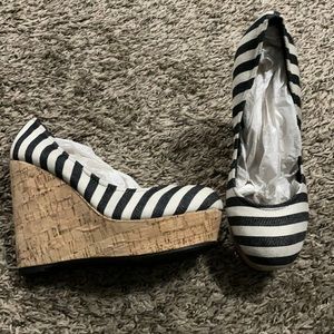 Size 7 stripped wedges